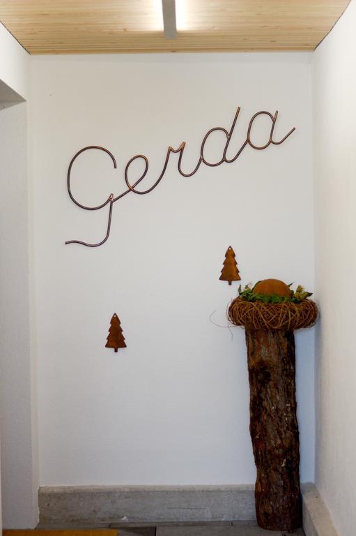Gerda Wellness Apartment Grinzens Luaran gambar
